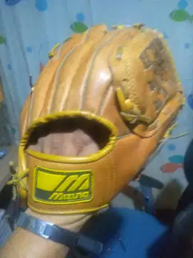 Sarung tangan Base Ball merk MIZUNO