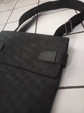 Tas Dunhill Messenger - Crossbody Bag