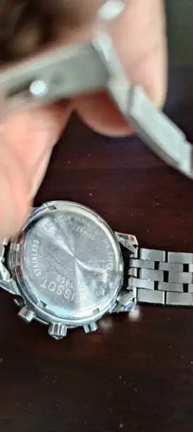 Jam tangan Tissot