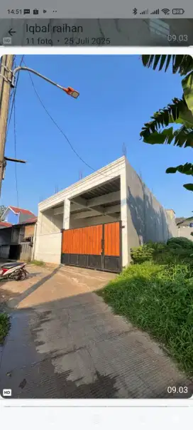 Gudang semi rumah