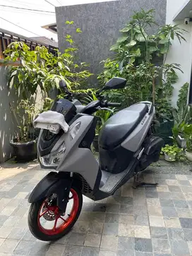 Dijual yamaha lexi 2024 grey