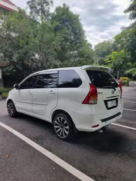 (Dijual Cepat) Kondisi Mulus sekali terawat Daihatsu Xenia R Family