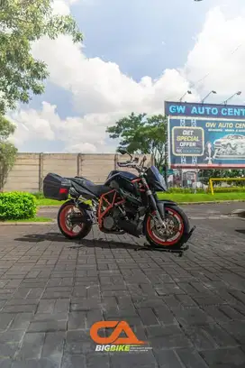 KTM Superduke 990