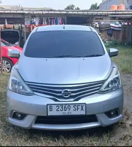 Grand livina 1.5XV 2015 Metic
