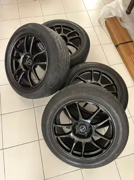 Velg Work Kiwami R18 + Ban