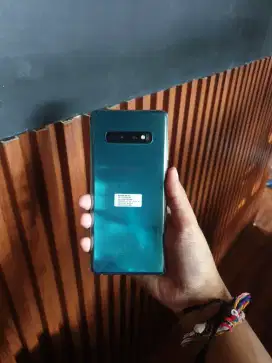 Samsung Galaxy S10+ 8/128 Fullset Sein