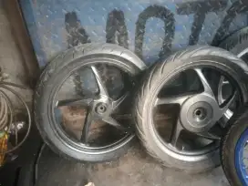 Velg Vario 125 satu set