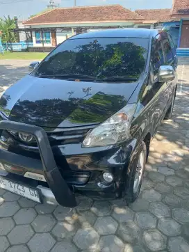 Di jual Toyota Avanza thn 2013