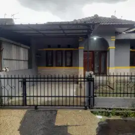 Rumah Luas Hitung Tanah Siap Huni Di Dalam Cluster Antapani Bandung