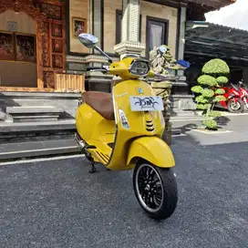 Vespa sprint 150 i-get abs tahun 2023