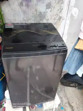 Mesin cuci polytron zeromatic 7kg