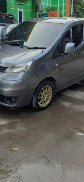 Dijual nissan evalia xv th 2012 akhir kondisi Joss