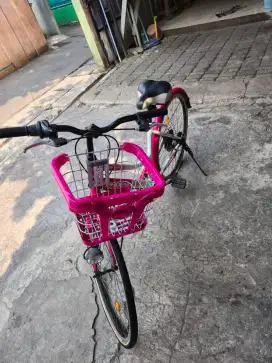 Sepeda perempuan Merk Phonix
