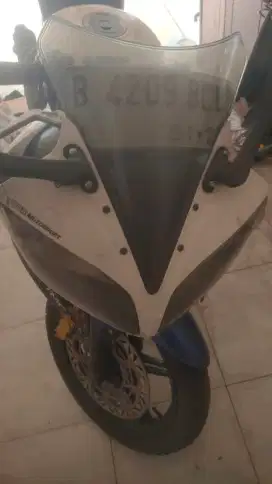 Jual MOTOR R15 TAHUN 2015