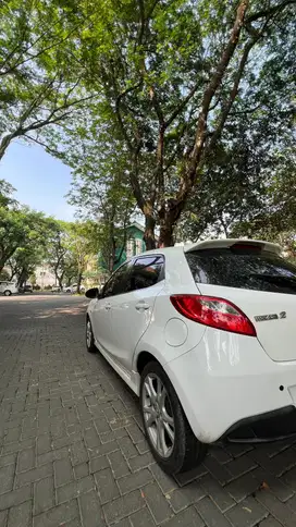 Mazda 2 2012 Bensin