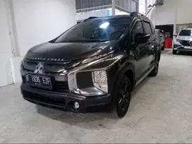 Mitsubishi Xpander Cross Black Edition AT 2021 Abu-abu PREMIUM B1936EZ
