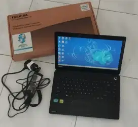 Toshiba Core i5 - Dual VGA