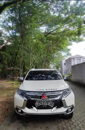Dijual mobil pajero sport tahun 2016