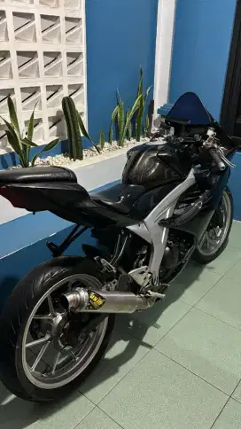 menjual motor gsx tahun 2017