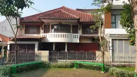 RUMAH DI TEBET DEKAT PERKANTORAN DIJUAL CEPAT