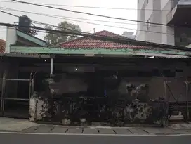 Dijual rumah SHM di Jalan Kebon Kacang, Wahid Hasyim, Jakarta Pusat