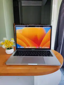 MacBook Pro 13 2017 i5