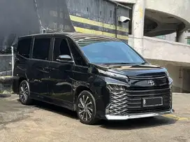 2022 Toyota Voxy 2.0 AT Hitam  Service Record Dp minim 11jt Siap TT
