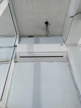 Ac midea 1 pk pemakaian 1 tahun