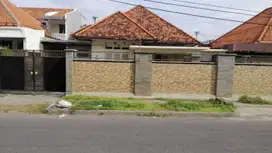Dijual Rumah Kinibalu SHM Petemon Sawahan Surabaya Pusat
