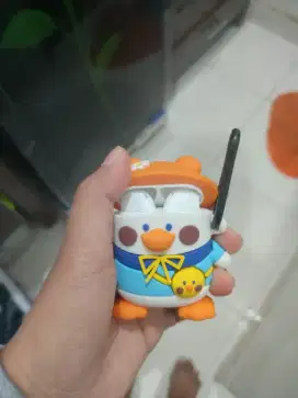 AirPods + Casing Lucu Bebek Sailor – Ori, Mulus, Siap Pakai!