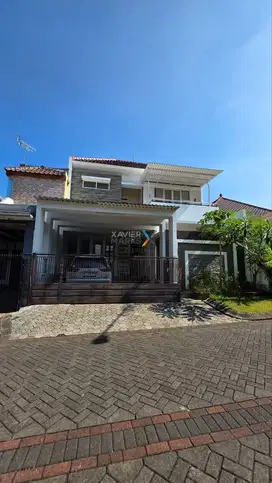 Dijual Rumah Full Furnished di Istana Dieng, Malang