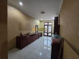 Dijual Rumah Siap Huni di Jalan S. Parman - Petisah Hulu - Medan
