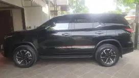 Fortuner 4x2 VRZ TRD A/T