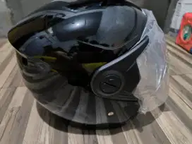 Helm ori honda kondisi baru...