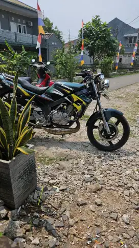 Kawasaki ninja r