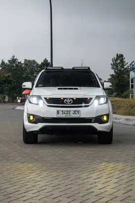 Toyota Fortuner VNT 2.5 G TRD