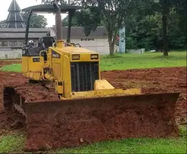 Dijual Bulldozer Komatsu D31P-20 ex import tahun 2008