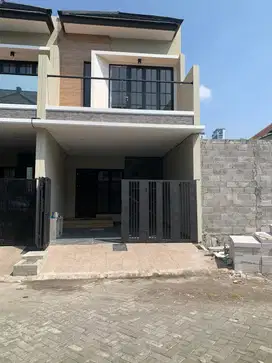 Di JUAL RUMAH BARU Gress SIDOSERMO 2 lt