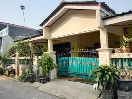 Dijual Rumah Hook Luas dan Asri