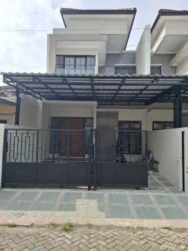 Disewakan Rumah Baru 2 Lantai di Sawojajar 1 Dekat Danau Sentani
