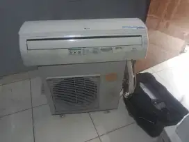 ac LG 1/2 pk low watt