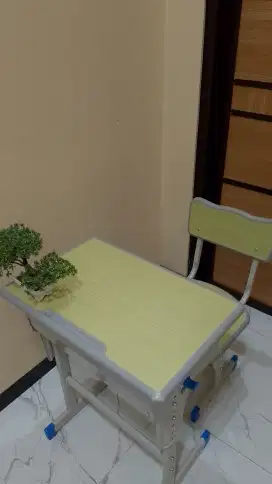 Meja belajar anak set kursi meja laptop