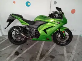Kawasaki Ninja 250 thn 2012 karbu