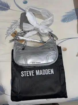 Steve Madden BGLOWING Women's Crossbody Bags- Silver