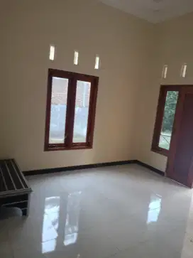 Disewakan rumah asri