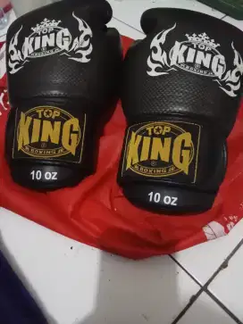 Sarung tinju top king