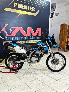 Klx 250 cc Pecinta trabas sejati. Power gahar. Anugerah motor rungkut