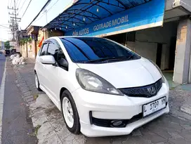 Dp 20 JT Honda Jazz 1.5 RS matic 2012 Bensin