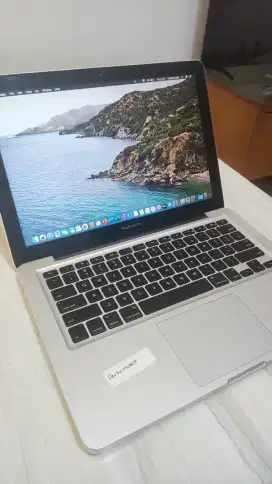 Apple MacBook Pro MD101