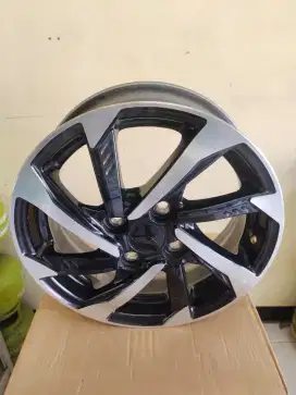 Sigra Velk Ring 14 jual cepat